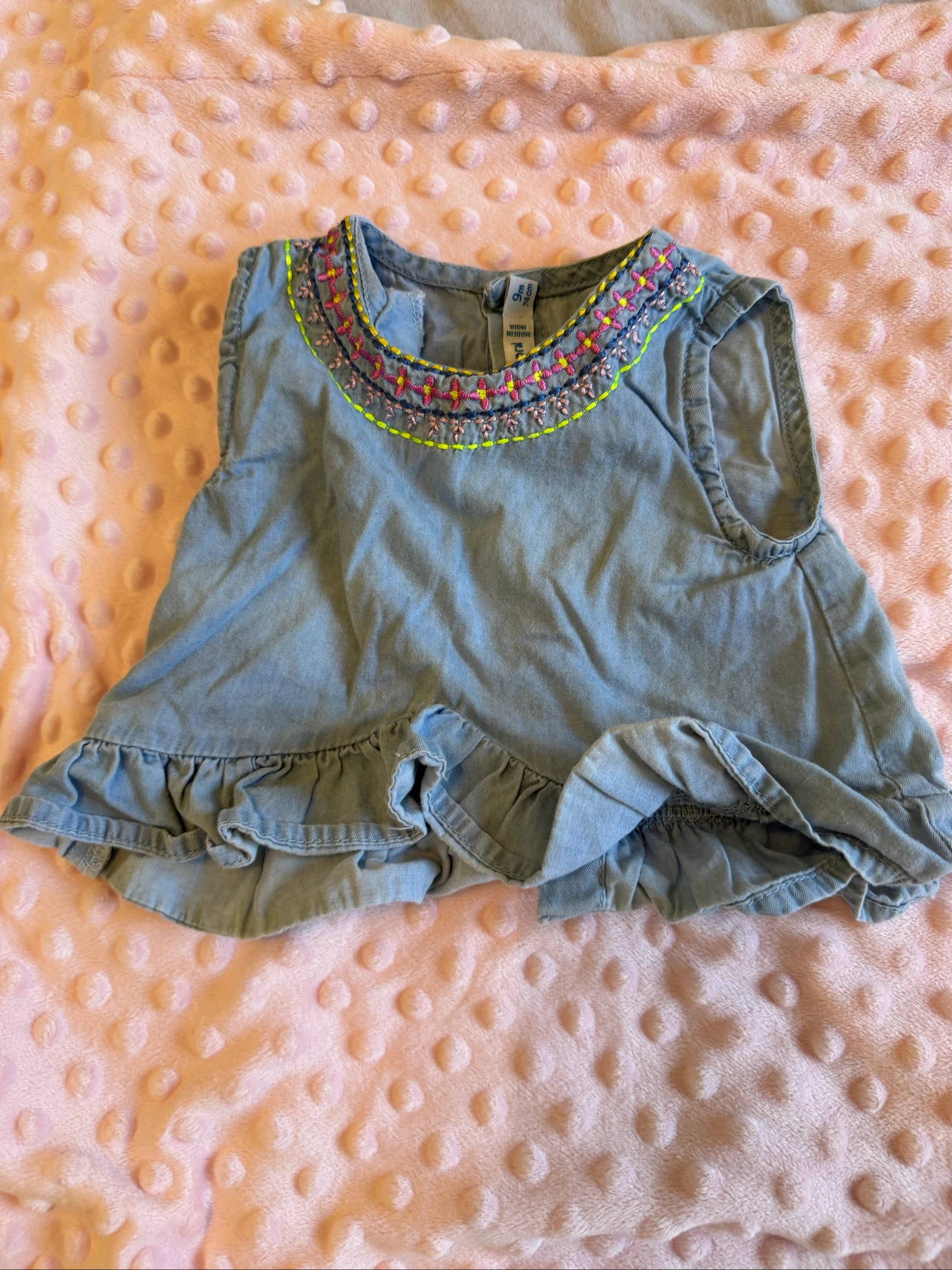 Conjunto Mayoral 9 meses (74 cm) | Blusa + Pantalones cortos | Muy buen estado – photo 3